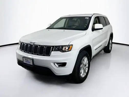 2022 Jeep Grand Cherokee Laredo E 4WD photo