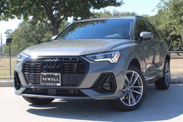 2022 Audi Q3 S line Premium Plus AWD photo