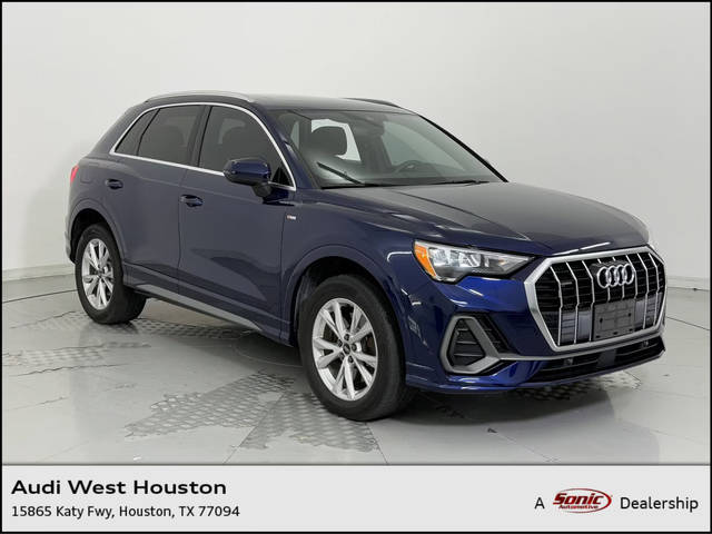 2022 Audi Q3 S line Premium AWD photo