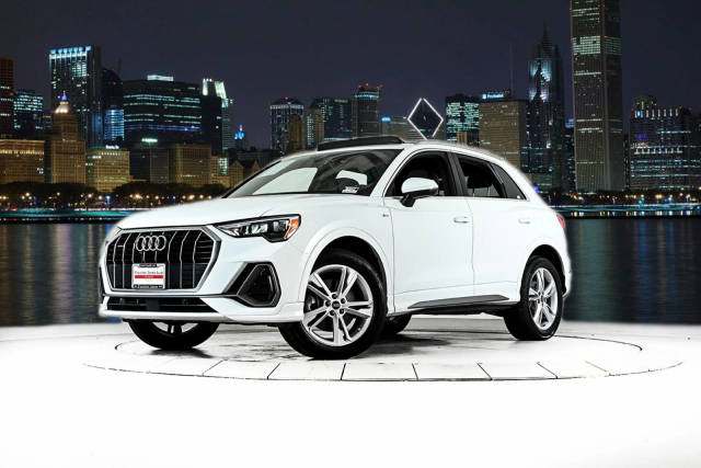 2022 Audi Q3 S line Premium AWD photo