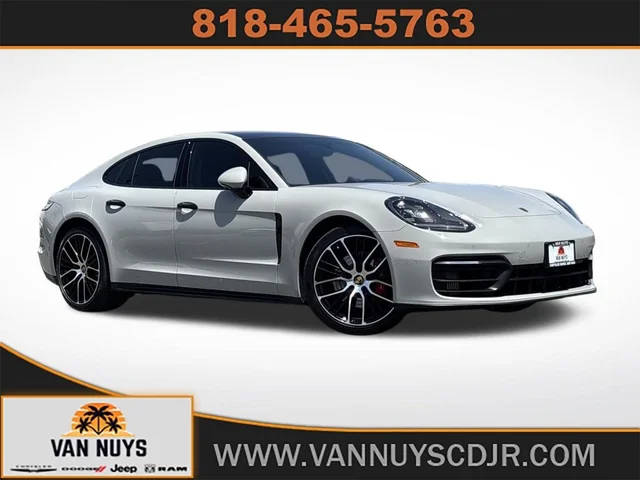 2022 Porsche Panamera 4S AWD photo