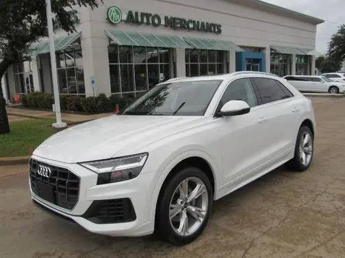 2022 Audi Q8 Premium AWD photo