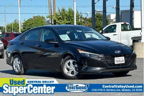 2022 Hyundai Elantra SE FWD photo