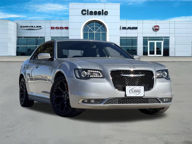 2020 Chrysler 300 300S RWD photo