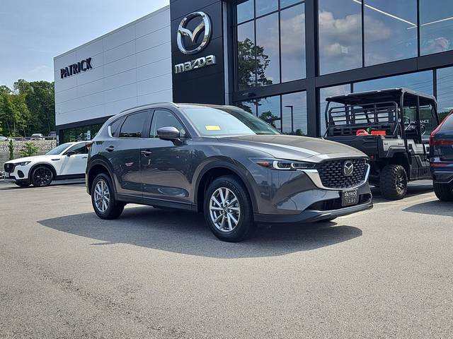 2022 Mazda CX-5 2.5 S Preferred Package AWD photo