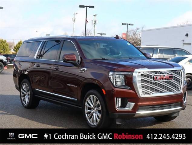 2022 GMC Yukon XL Denali 4WD photo