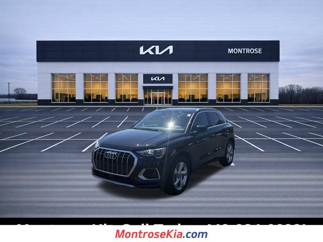 2022 Audi Q3 Premium AWD photo