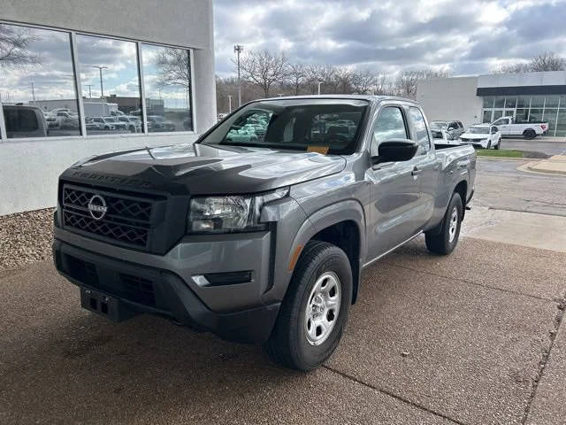 2022 Nissan Frontier S 4WD photo