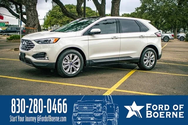 2022 Ford Edge Titanium AWD photo