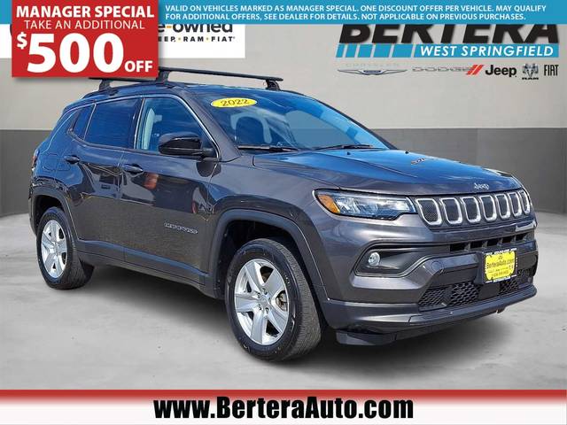 2022 Jeep Compass Latitude 4WD photo