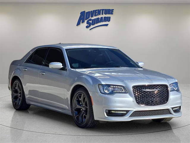 2022 Chrysler 300 Touring L RWD photo