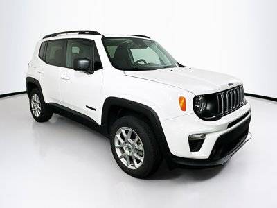 2022 Jeep Renegade Latitude 4WD photo