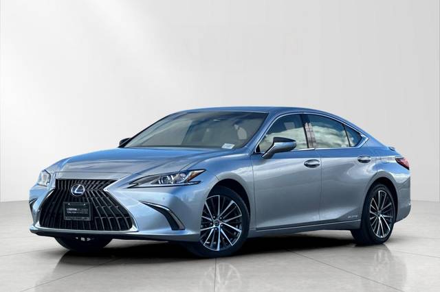 2022 Lexus ES ES 300h FWD photo
