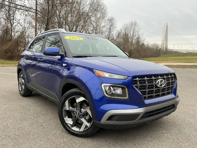 2022 Hyundai Venue SEL FWD photo