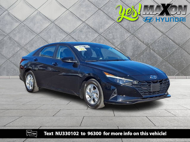 2022 Hyundai Elantra SE FWD photo