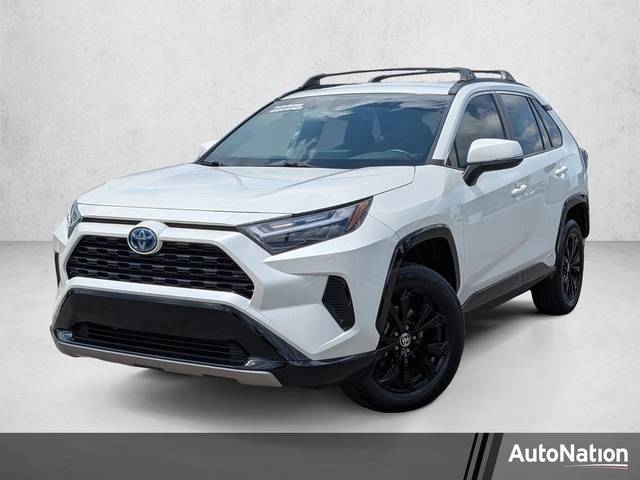2022 Toyota RAV4 Hybrid SE AWD photo