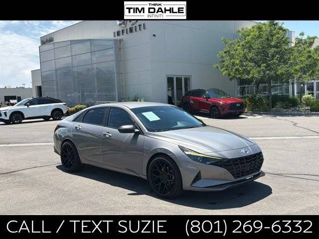 2022 Hyundai Elantra SEL FWD photo