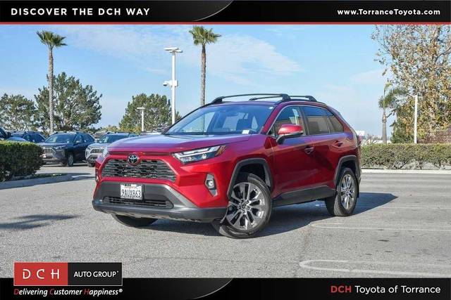 2022 Toyota RAV4 XLE Premium FWD photo