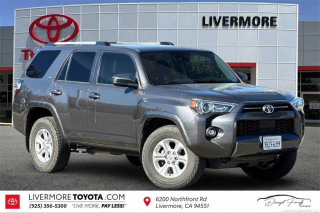 2022 Toyota 4Runner SR5 RWD photo