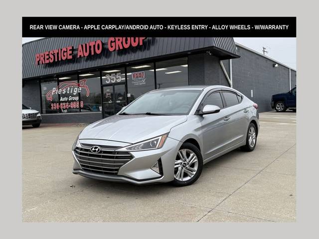 2020 Hyundai Elantra SEL FWD photo