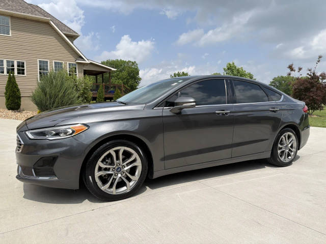 2020 Ford Fusion SEL FWD photo