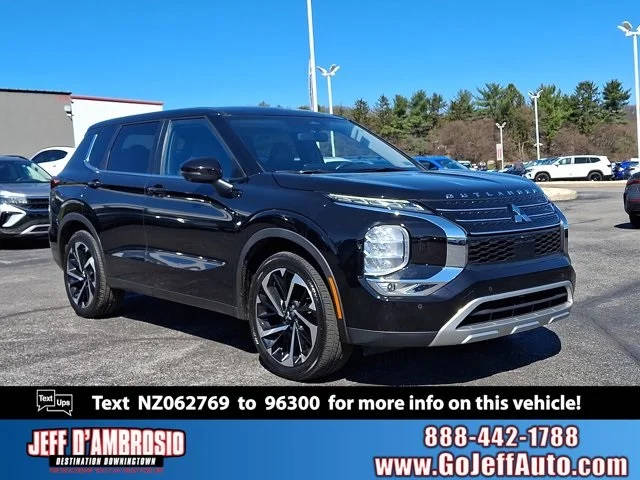 2022 Mitsubishi Outlander SE 4WD photo