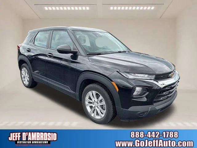 2022 Chevrolet TrailBlazer LS FWD photo