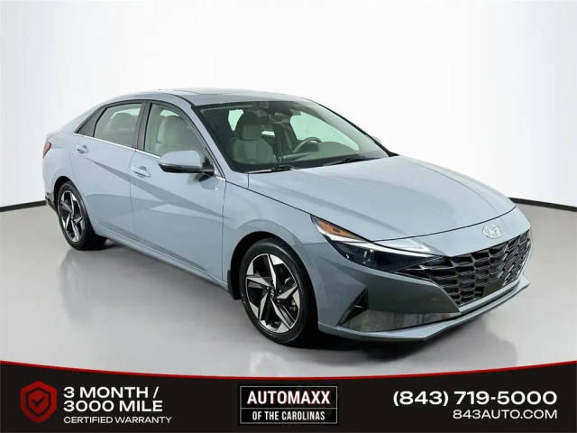 2022 Hyundai Elantra SEL FWD photo