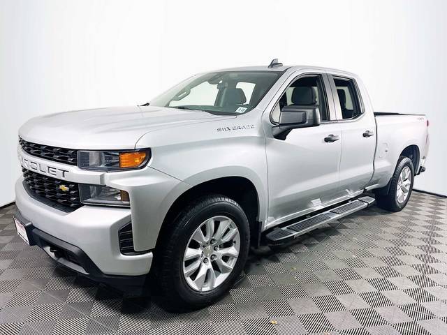 2022 Chevrolet Silverado 1500 Custom 4WD photo