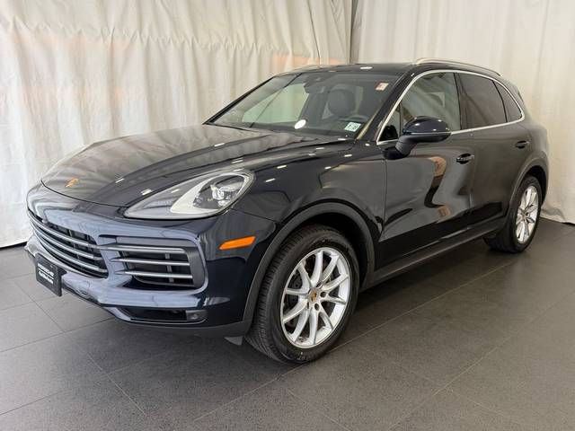 2022 Porsche Cayenne AWD photo