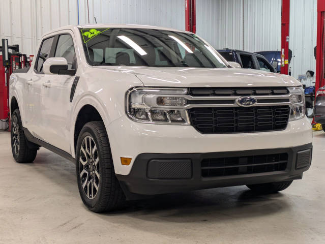 2022 Ford Maverick LARIAT FWD photo