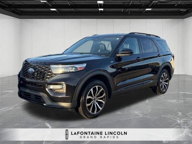 2022 Ford Explorer ST-Line 4WD photo