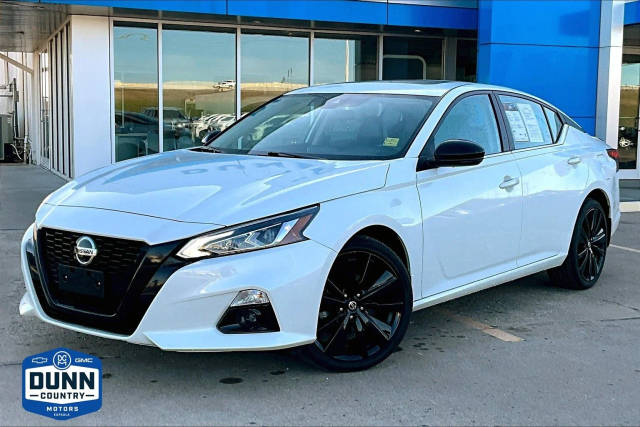 2022 Nissan Altima 2.5 SR AWD photo