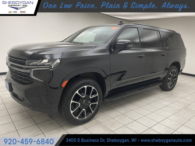 2022 Chevrolet Suburban RST 4WD photo
