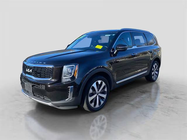 2022 Kia Telluride S AWD photo