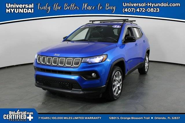 2022 Jeep Compass Latitude Lux 4WD photo