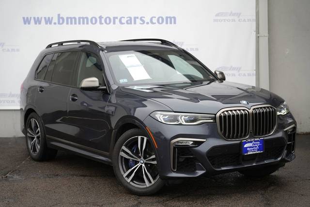 2022 BMW X7 M50i AWD photo