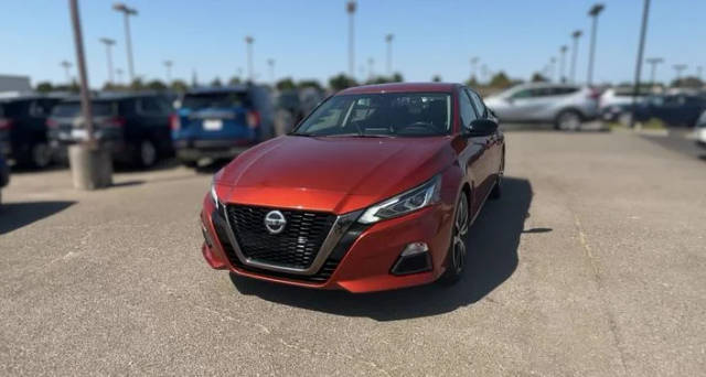 2022 Nissan Altima 2.5 SR FWD photo