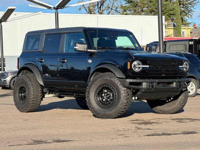 2022 Ford Bronco 4 Door Wildtrak 4WD photo