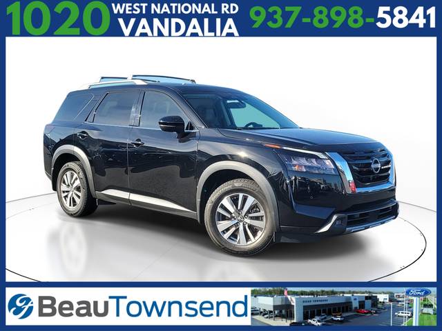 2022 Nissan Pathfinder SL 4WD photo