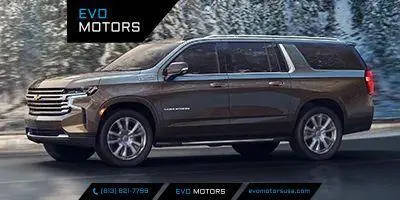 2022 Chevrolet Suburban LT RWD photo