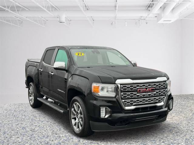 2022 GMC Canyon 4WD Denali 4WD photo