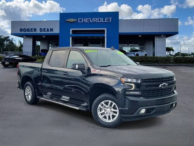2022 Chevrolet Silverado 1500 RST 4WD photo