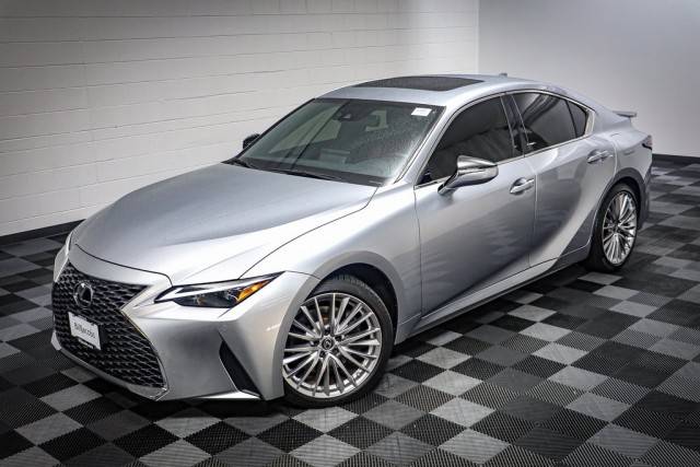 2022 Lexus IS IS 300 AWD photo