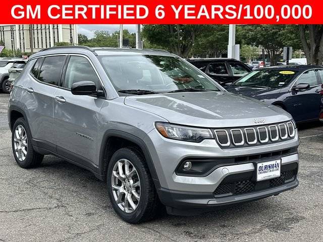2022 Jeep Compass Latitude Lux 4WD photo