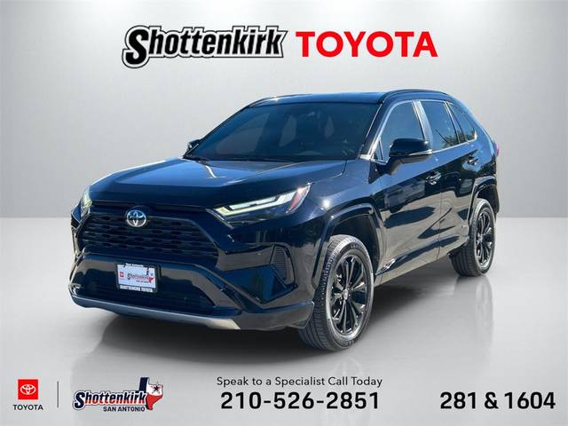 2022 Toyota RAV4 Hybrid SE AWD photo