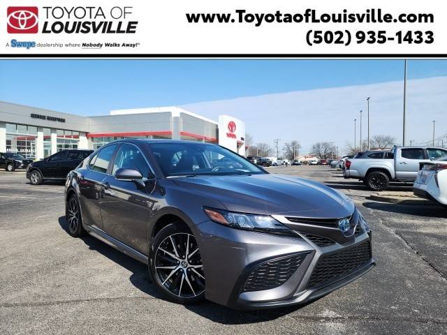 2022 Toyota Camry Hybrid SE FWD photo