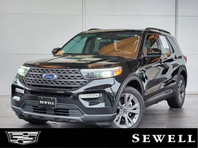 2022 Ford Explorer XLT RWD photo