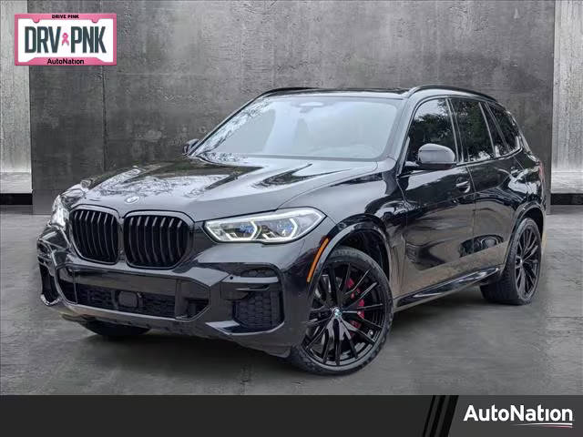 2022 BMW X5 M50i AWD photo