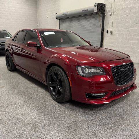 2022 Chrysler 300 Touring L RWD photo